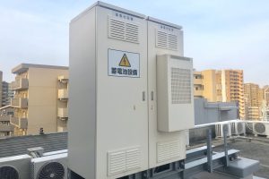 発電機と蓄電池の違いは?非常用発電機の蓄電池の交換時期をわかりやすく解説