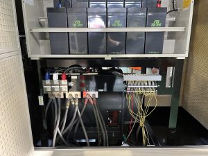 【2025】非常用発電機の模擬負荷試験とは？概要と実負荷試験との違いをわかりやすく解説